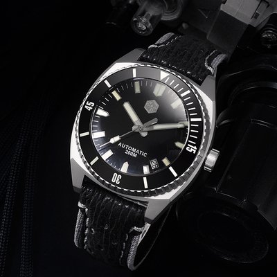 San Martin SN027-T1 With Calendar