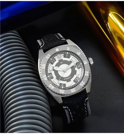 San Martin SN027-T2 Gray